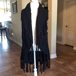 NWOT Black Sweater Vest Cardigan - Size M/L